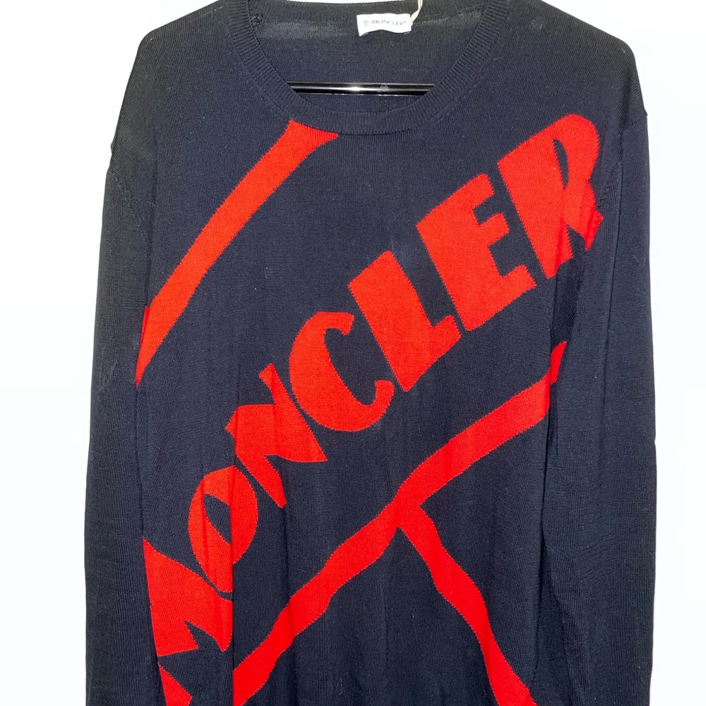 MONCLER LOGO PRINTED SWEATSHIRT.